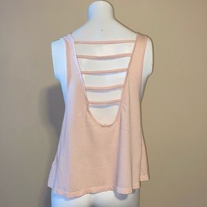 Lovely open back flowery tank top
